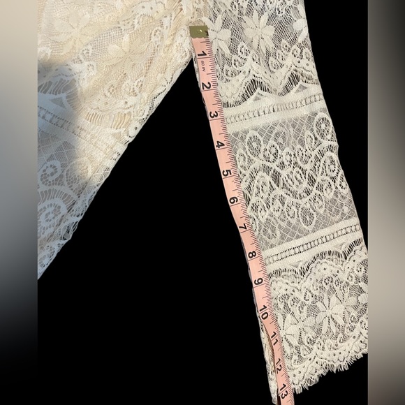 ✨Max Studio cream colored lace midi dress w/ built in slip! - Picture 10 of 16